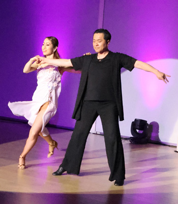 ����q��E�a���g